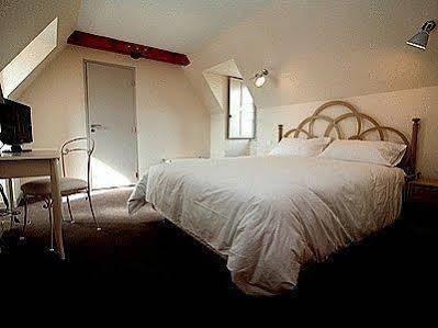 Logis Hotel Le Prieure Des Gourmands Châteaubriant Buitenkant foto