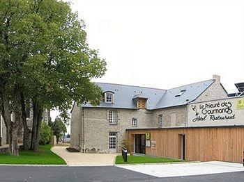 Logis Hotel Le Prieure Des Gourmands Châteaubriant Buitenkant foto
